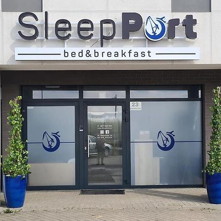 Sleep Port B&B - Bezplatny Parking กดัญสก์ ภายนอก รูปภาพ
