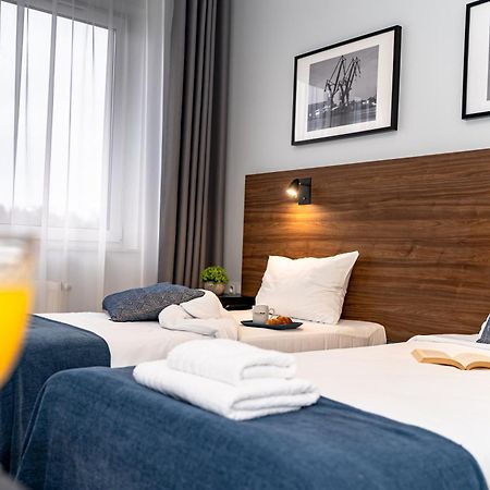 Sleep Port B&B - Bezplatny Parking กดัญสก์ ภายนอก รูปภาพ