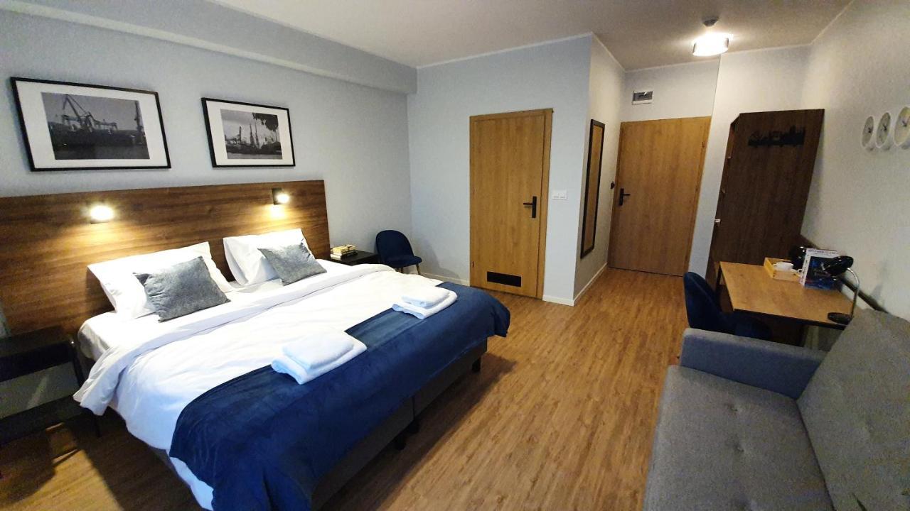 Sleep Port B&B - Bezplatny Parking กดัญสก์ ภายนอก รูปภาพ