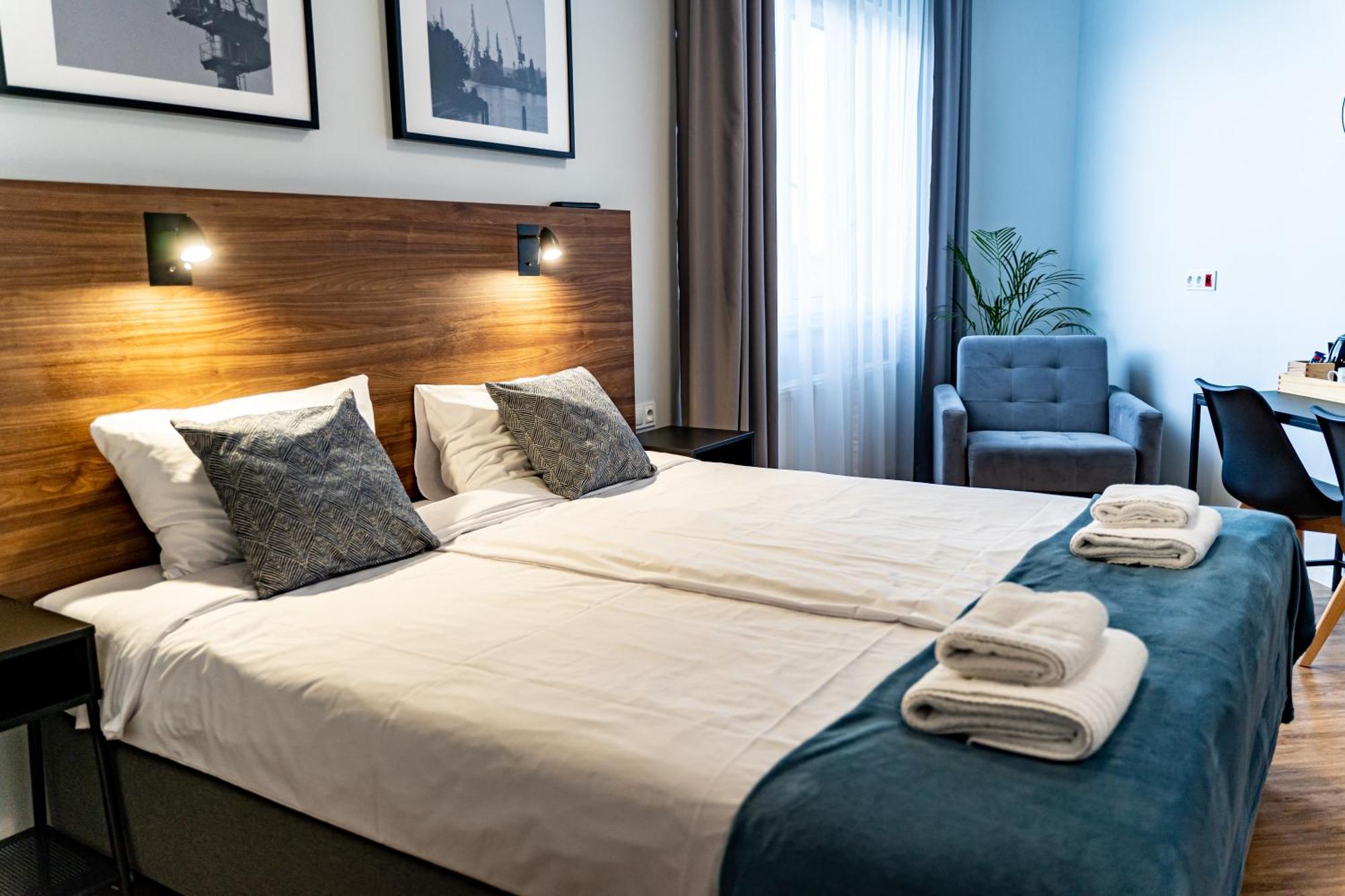 Sleep Port B&B - Bezplatny Parking กดัญสก์ ภายนอก รูปภาพ